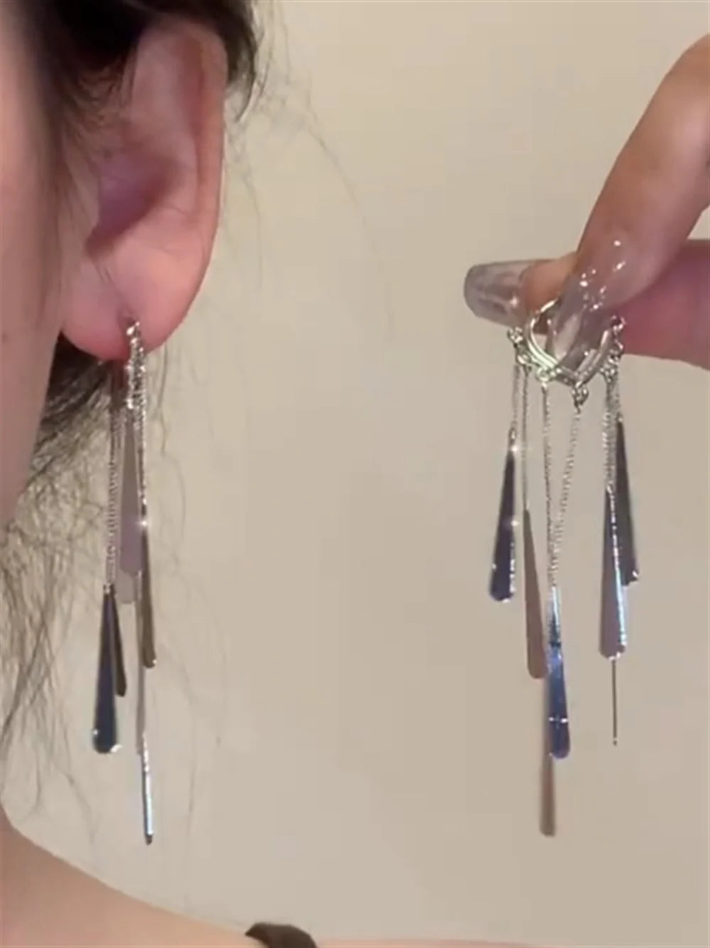 Kamille Heart Tassel Earrings