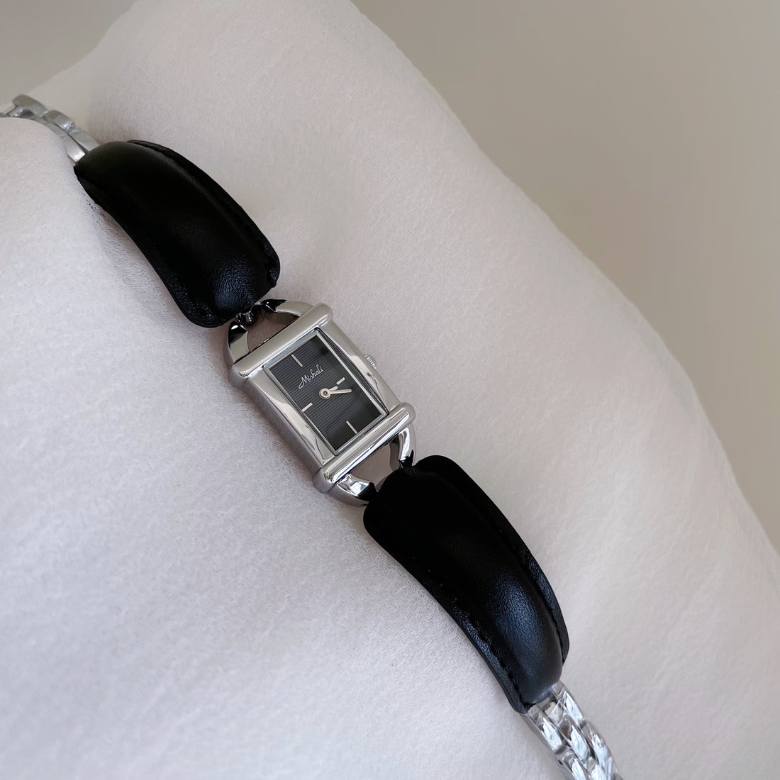 Kamille Rectangular Bracelet Watch [SQGYMRA2]