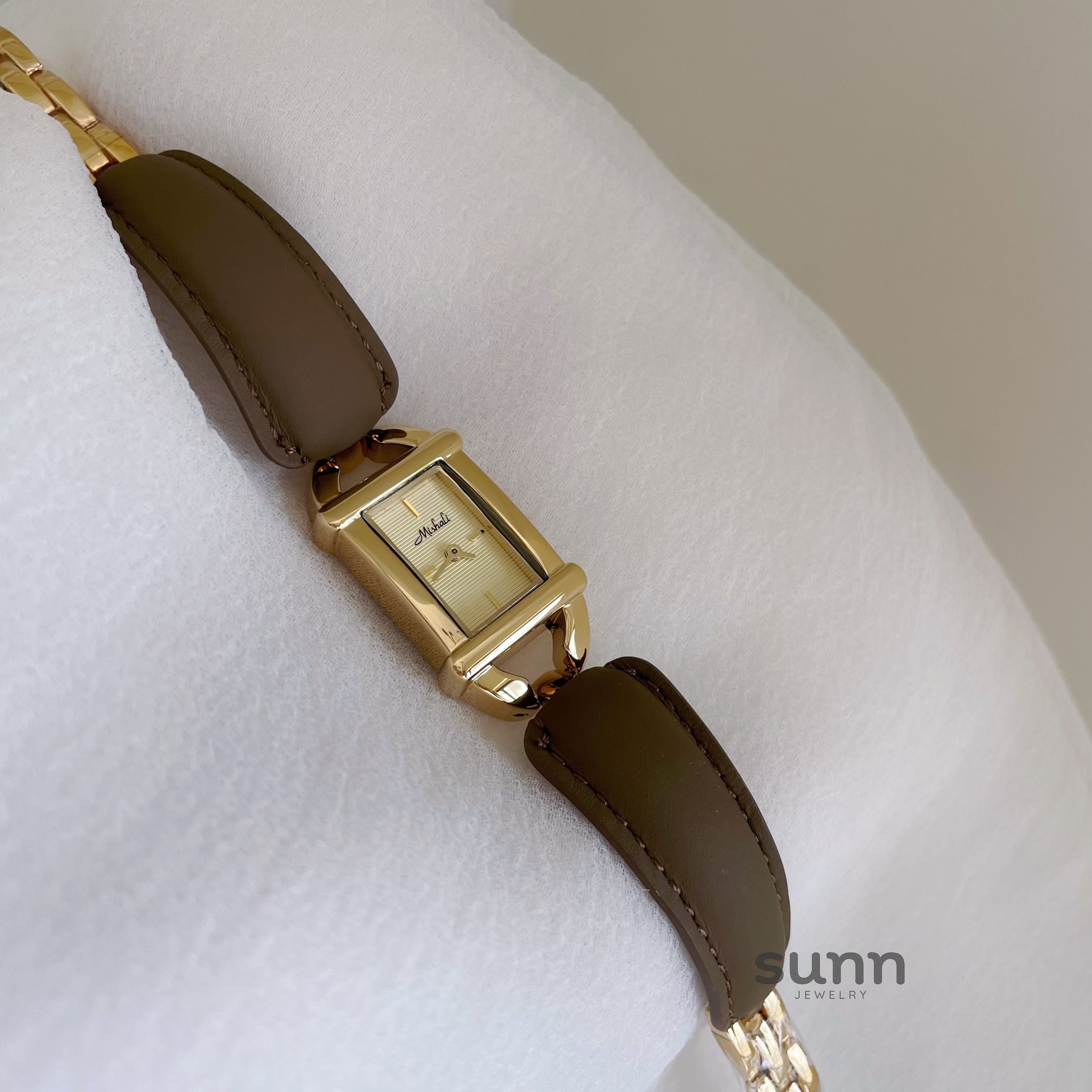 Kamille Rectangular Bracelet Watch [8NDMSKF1]