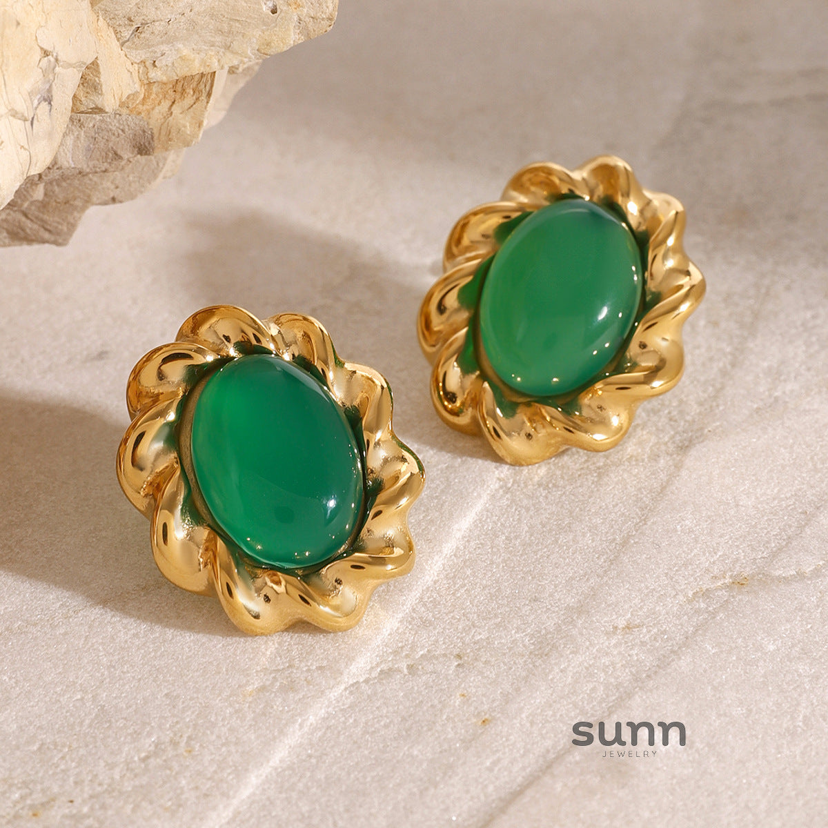 Kamira Medieval Agate Earrings [SE9RC9BW]