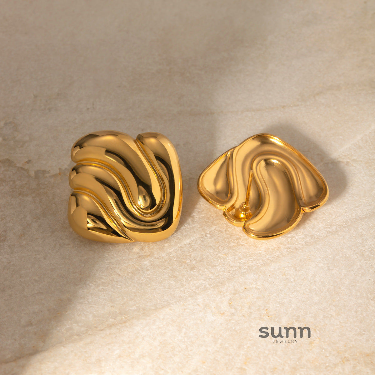 Kamiyah Sculptural Asymmetric Studs [F1EYB92M]