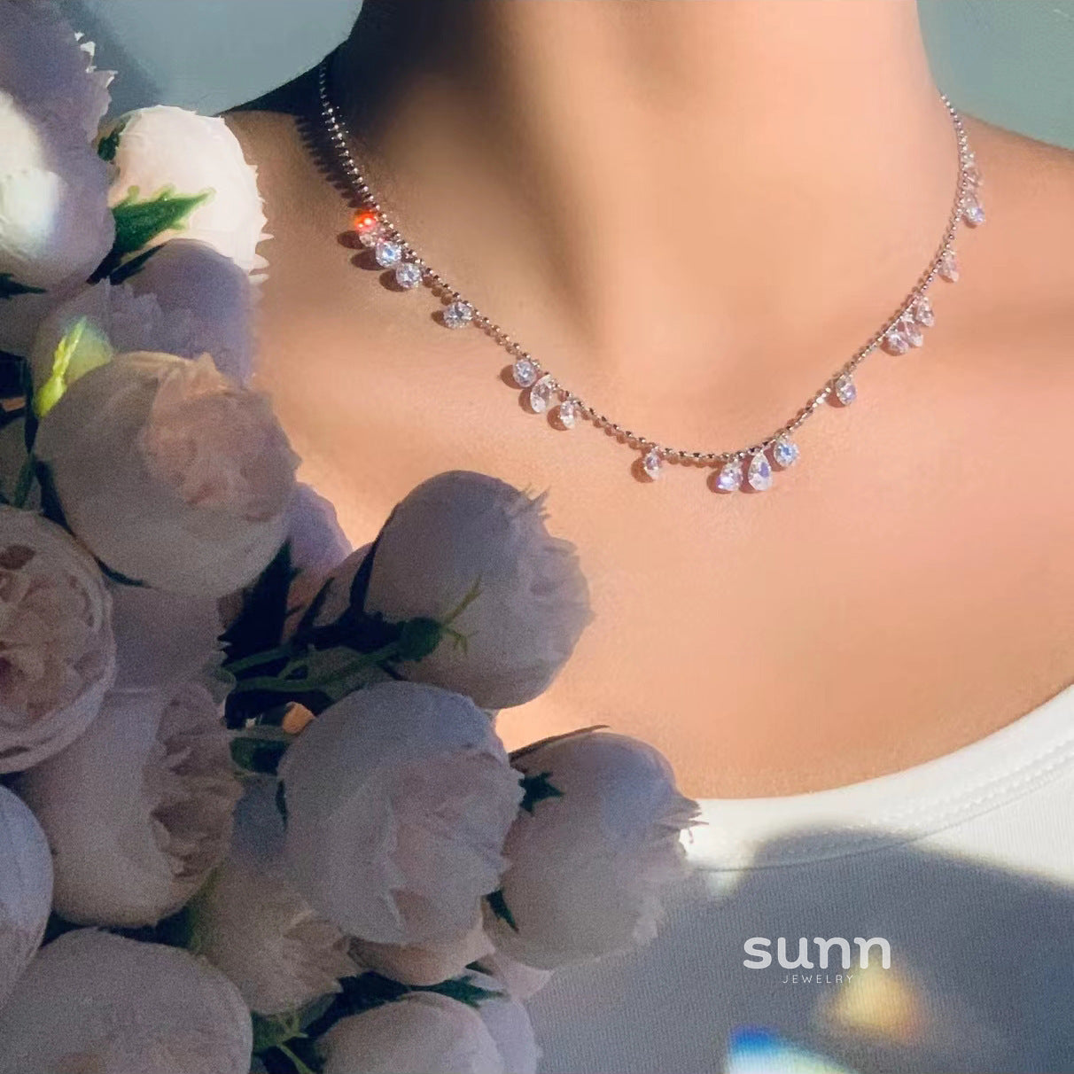 Kamoni Celestial Teardrop Zircon Necklace [HY5M8D13]