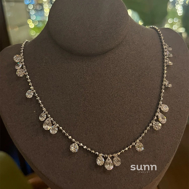 Kamoni Celestial Teardrop Zircon Necklace [B7NOUUNQ]