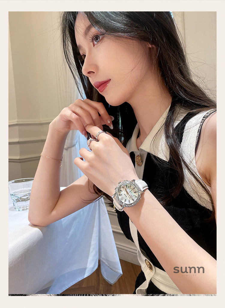 Kamora Ceramic Elegance Watch [70L50URN]