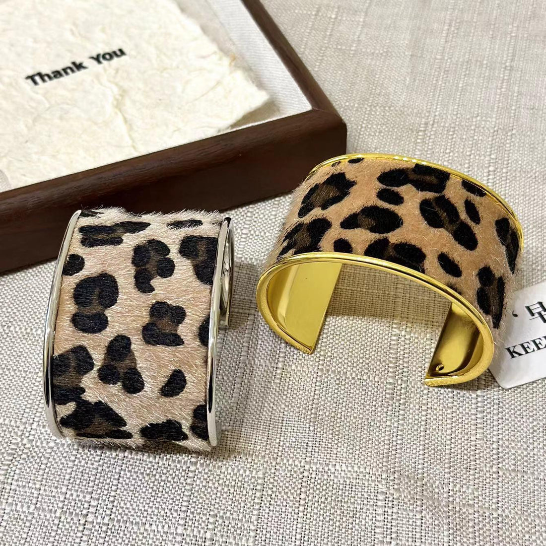 Kamree Leopard Cuff Bracelet [Q5ZUW42C]