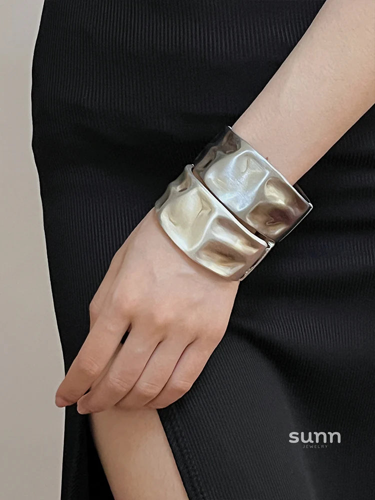 Kamryn Wide Metal Arm Cuff