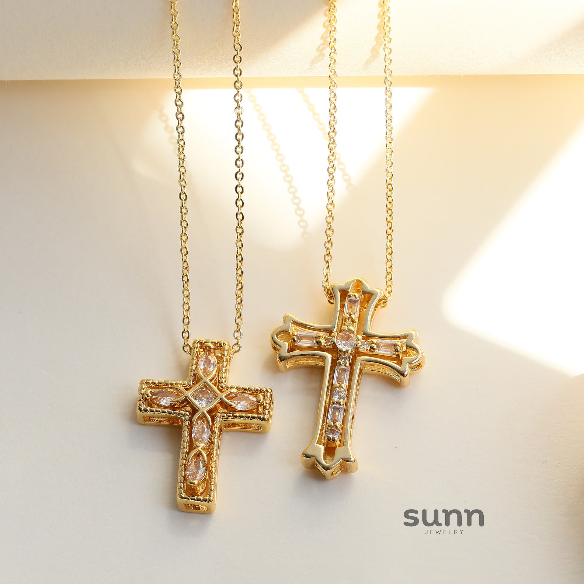 Kamryn Zircon Detachable Cross Necklace [IHQH8QMP]