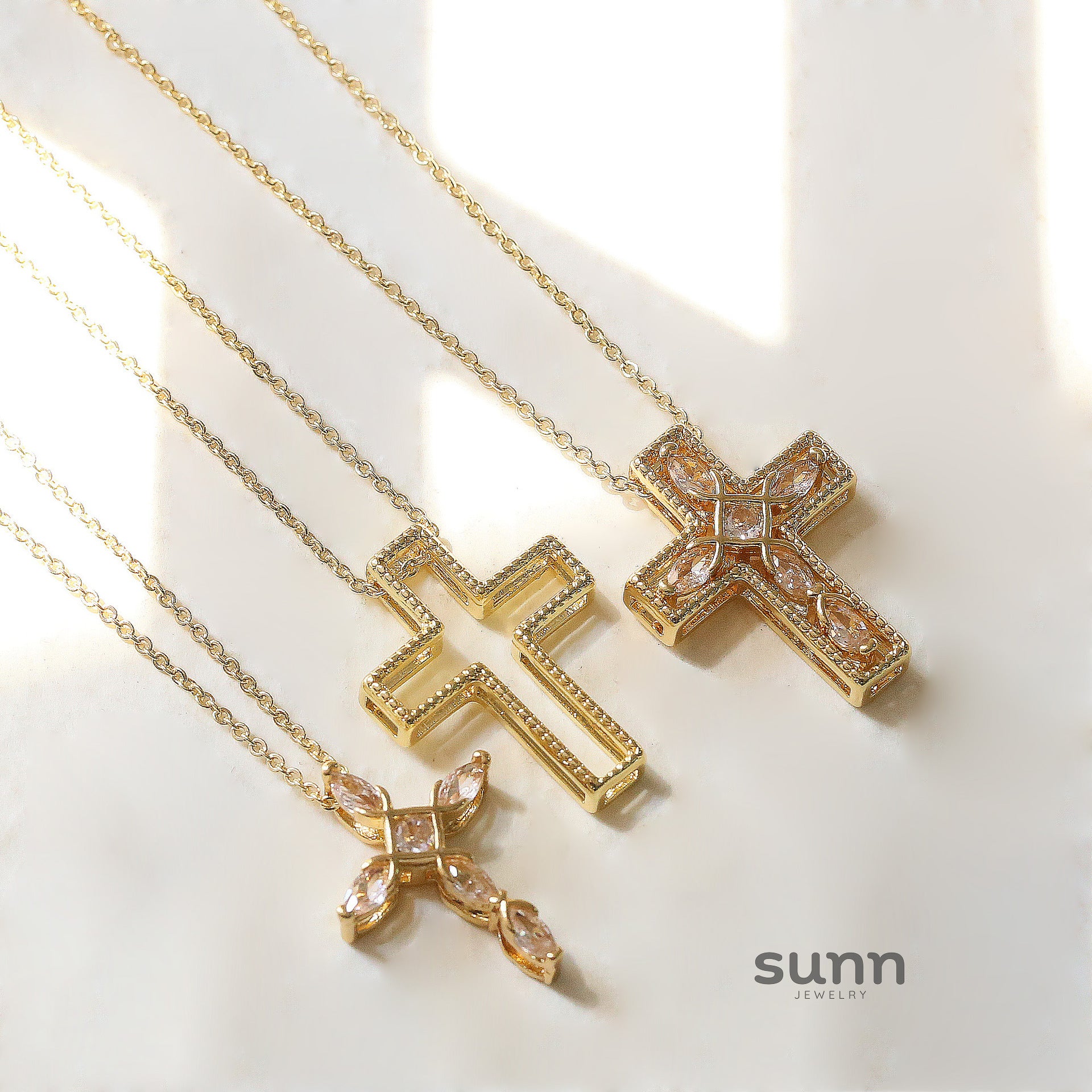 Kamryn Zircon Detachable Cross Necklace [A0T9VWDL]