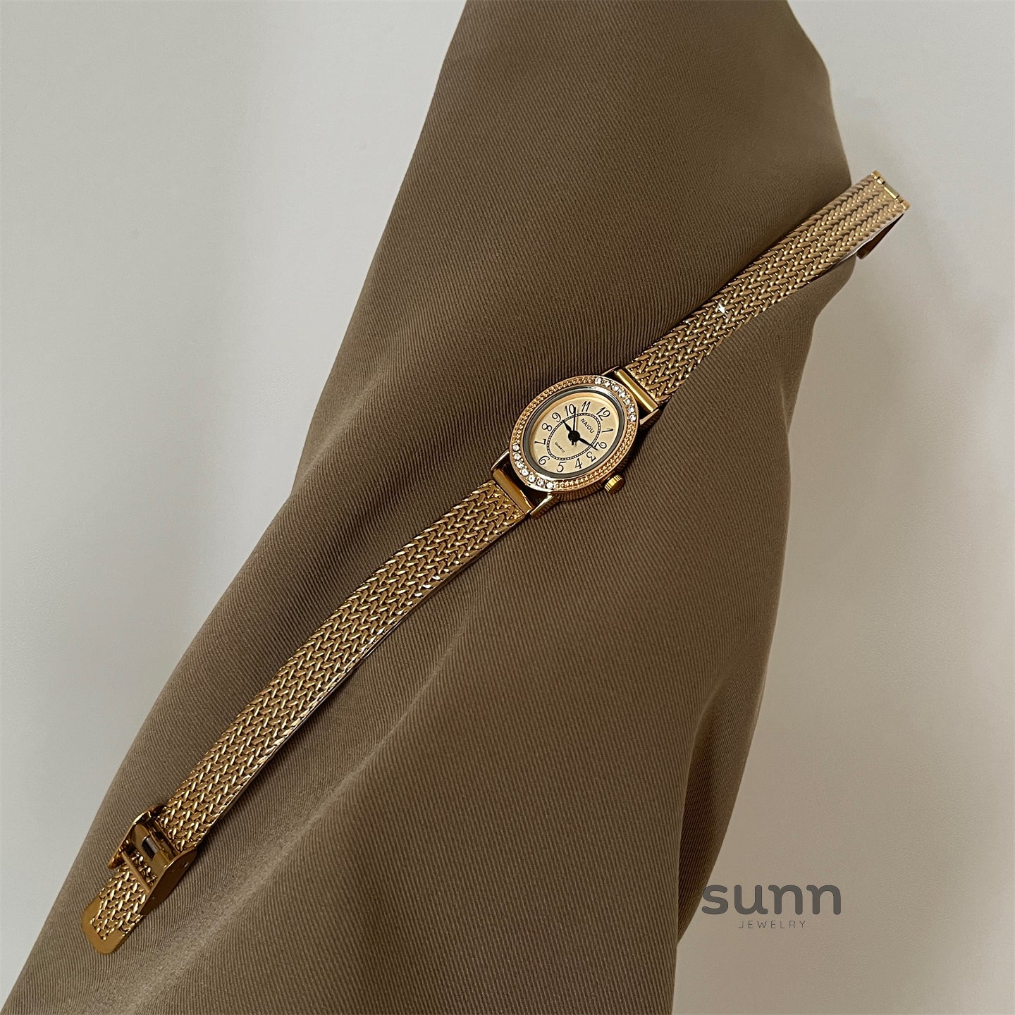Kamrynn Dazzling Mesh Watch [1FEPVOPD]