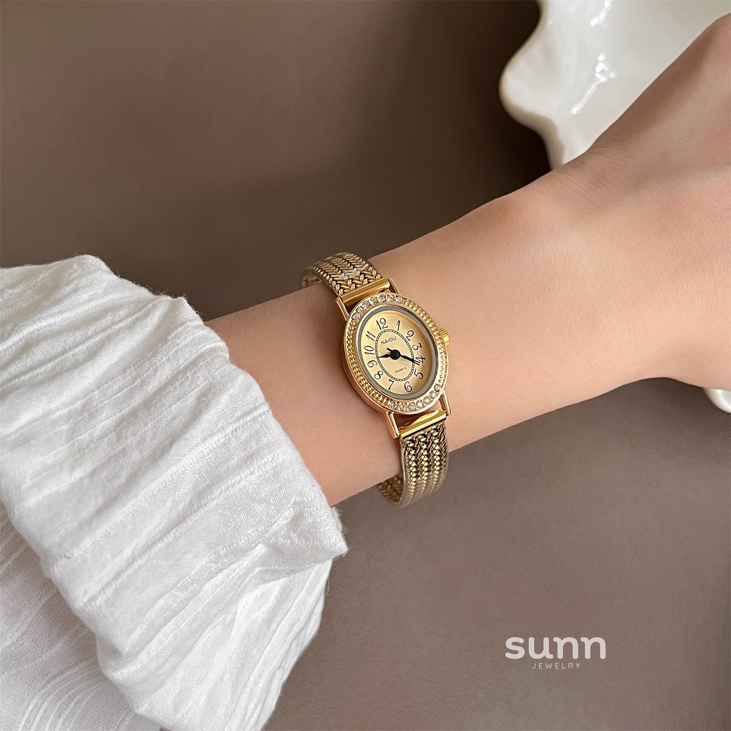Kamrynn Dazzling Mesh Watch [LV1HMQRA]