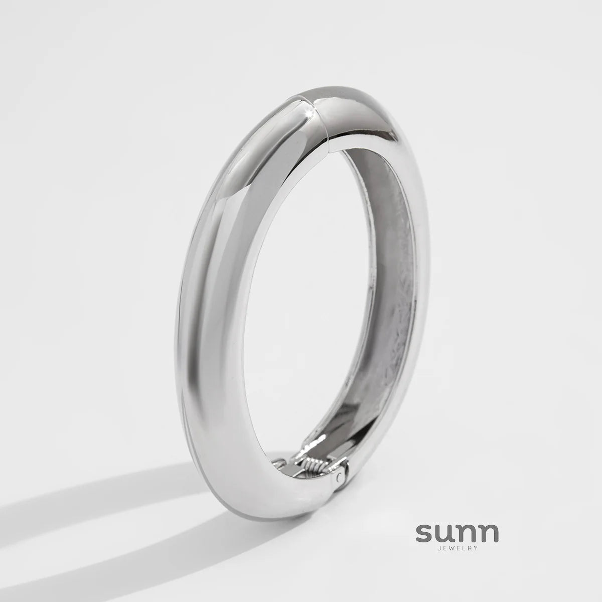 Kamya Metal Cuff Bracelet