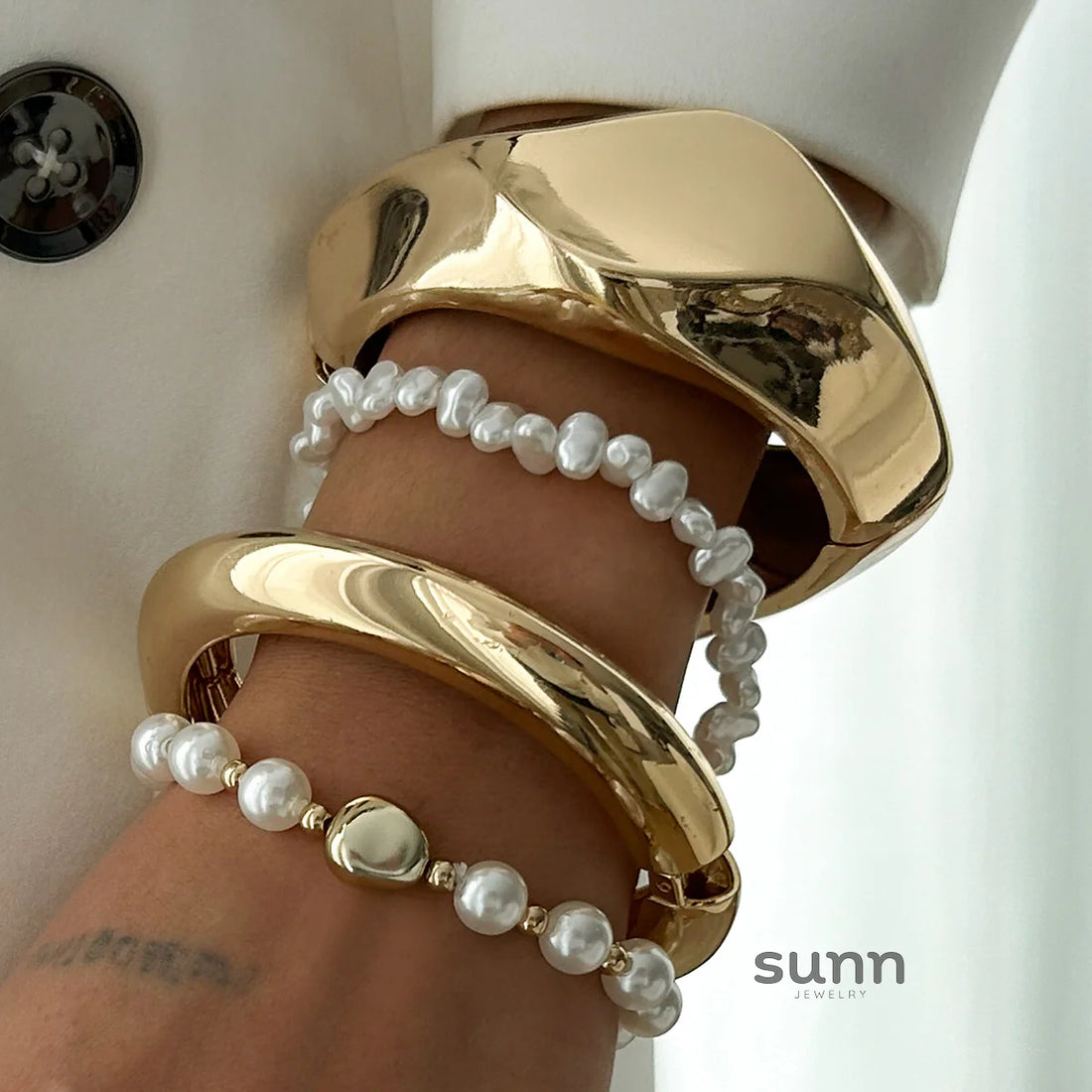 Kamya Metal Cuff Bracelet
