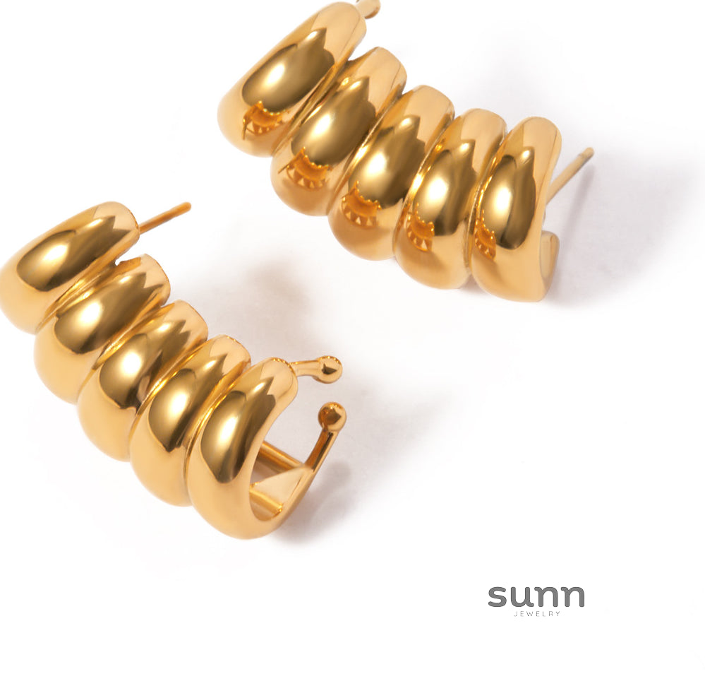 Kamya Striped Cut-Out Hoops [NZEE0GQZ]