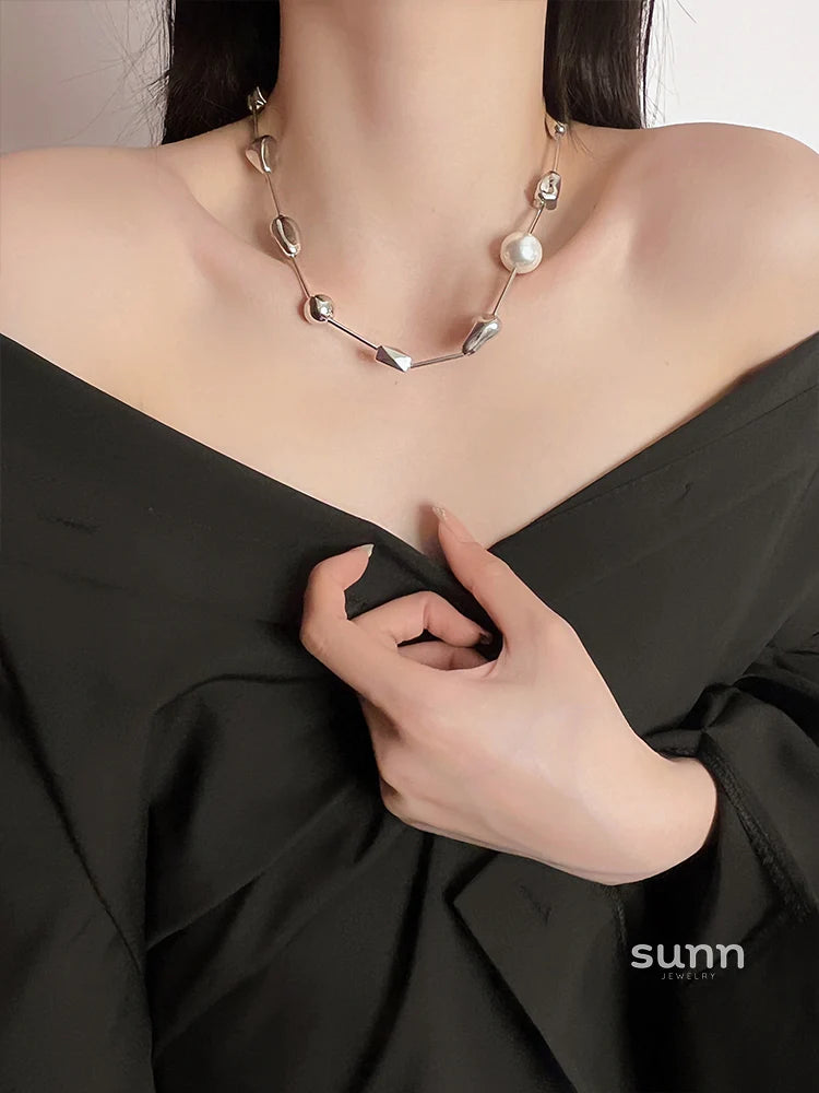 Kamyla Irregular Pearl Necklace