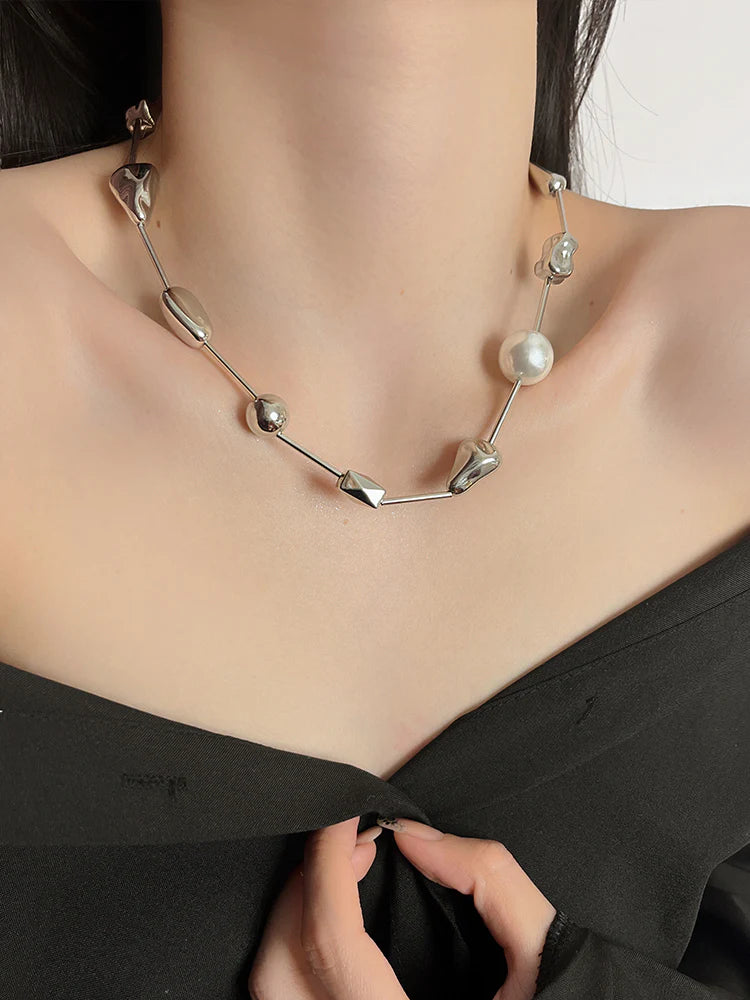 Kamyla Irregular Pearl Necklace