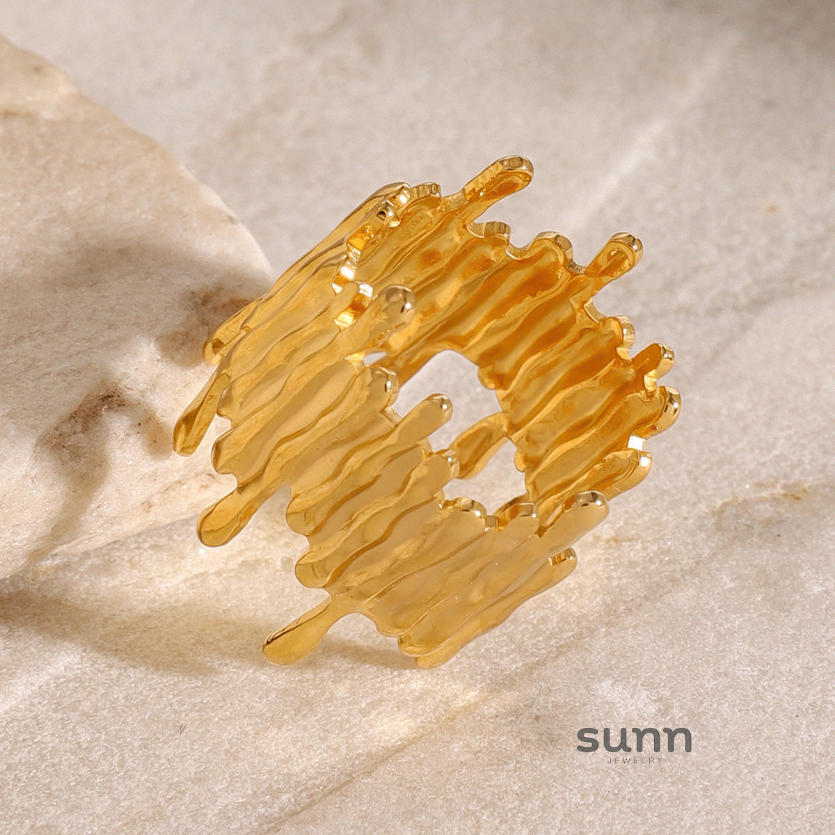 Kamyla Sculpted Open Ring [7R2013BV]