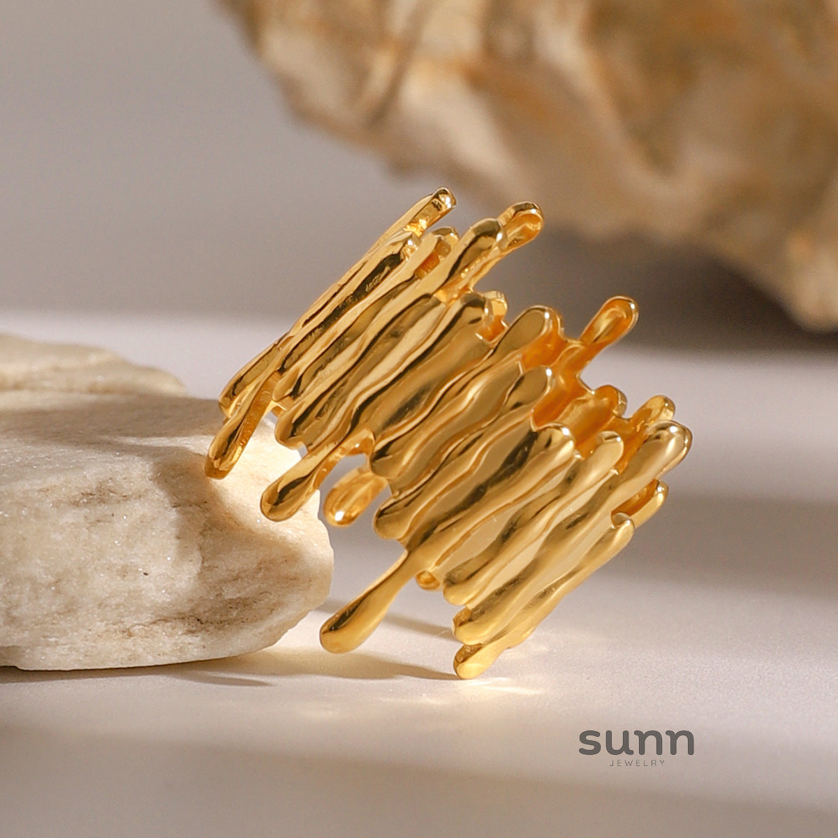 Kamyla Sculpted Open Ring [NP5OVVOO]