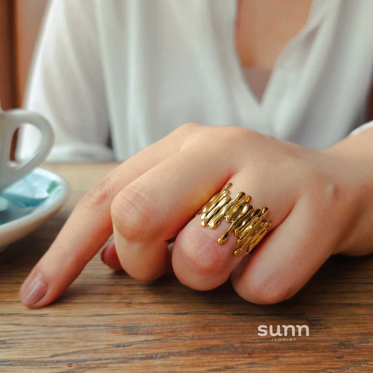 Kamyla Sculpted Open Ring [D3QSANLH]