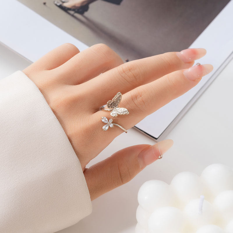 Karah Butterfly Open Ring [SBZGT9GN]