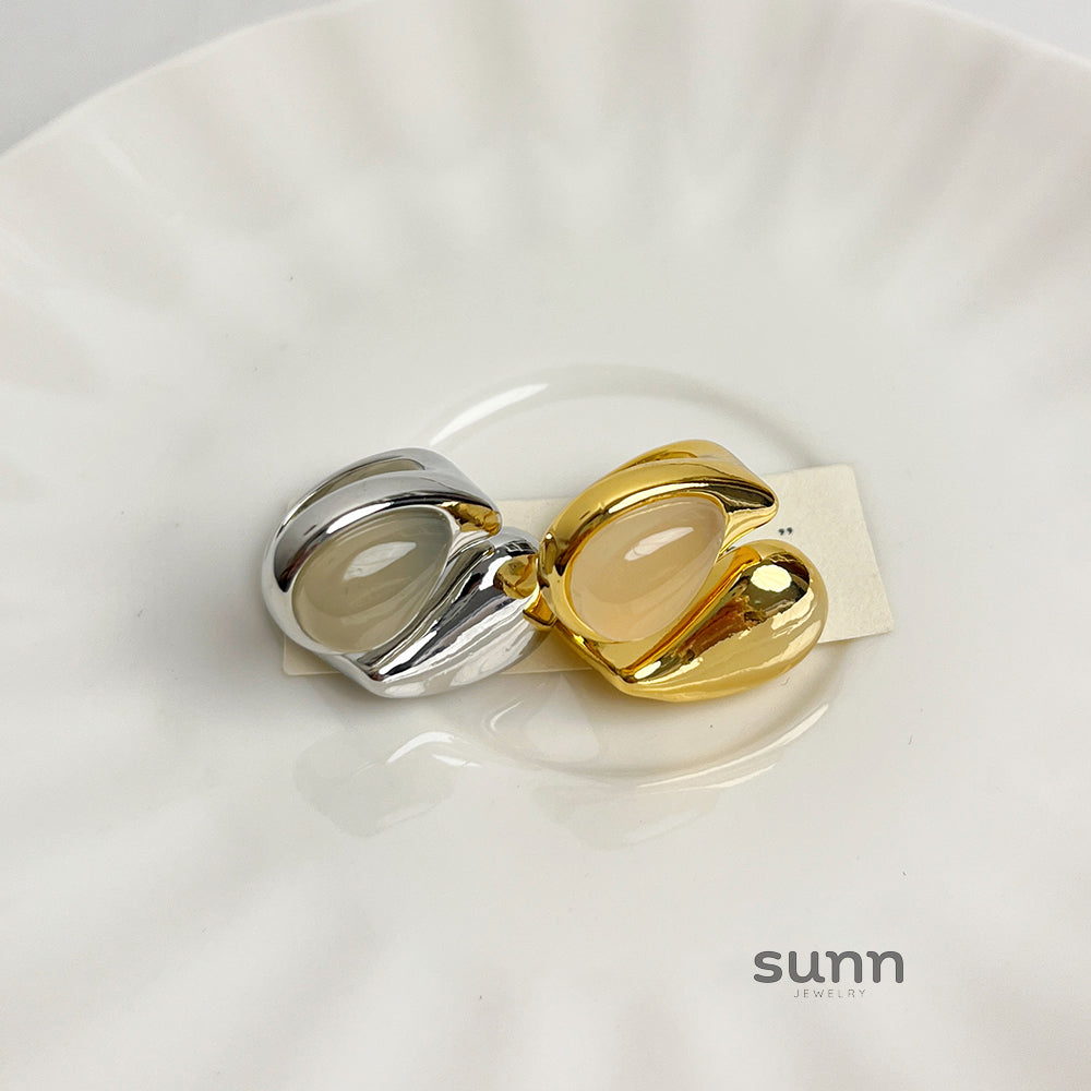 Karalynn Waterdrop Statement Ring [KXRQA81Z]