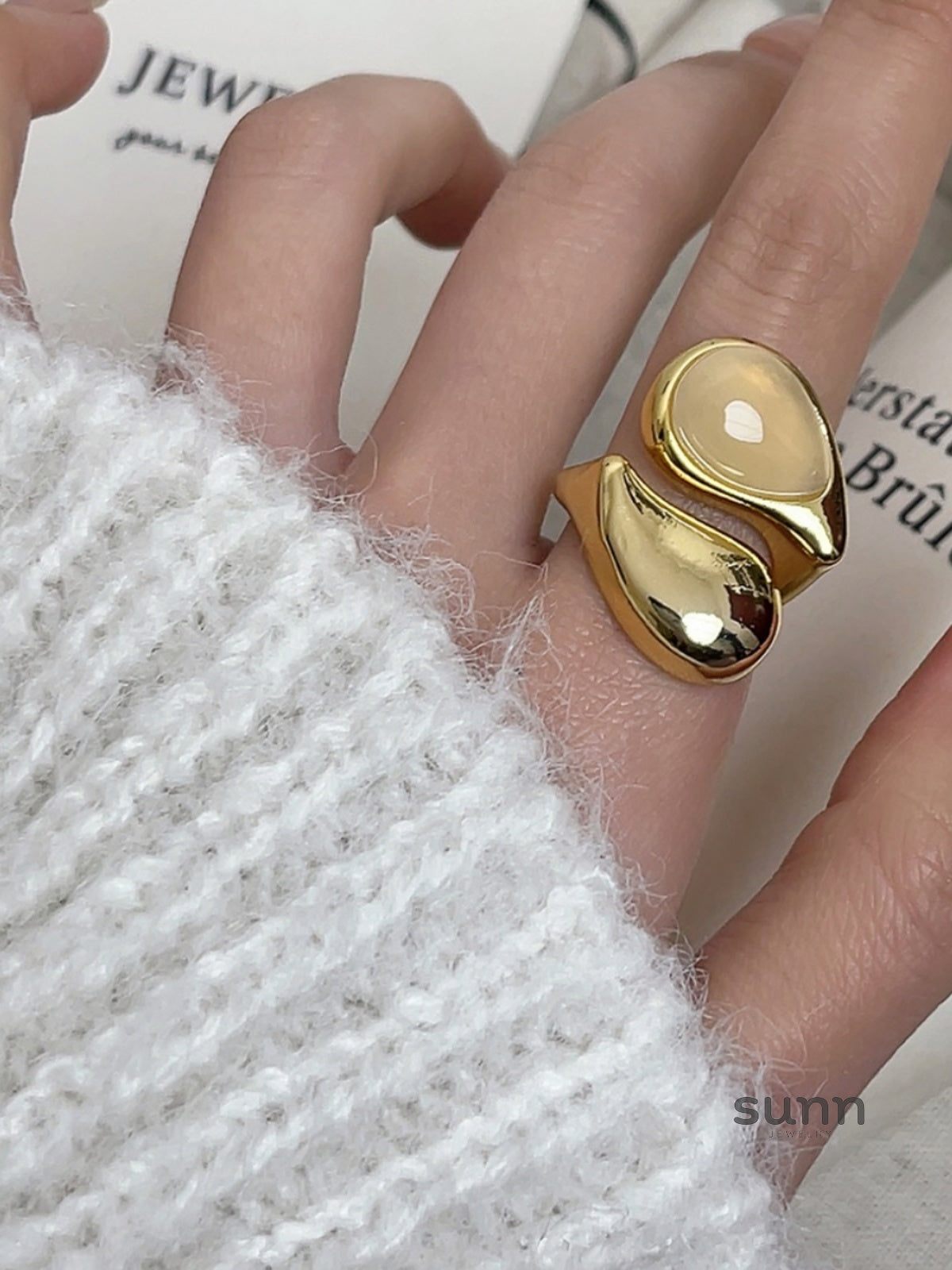 Karalynn Waterdrop Statement Ring [SJR2CLYC]