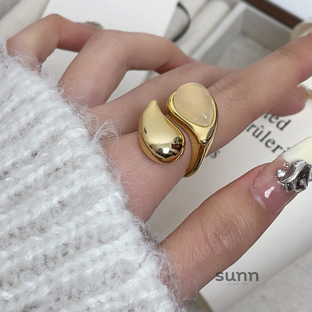 Karalynn Waterdrop Statement Ring [Q1ZEVJJ4]