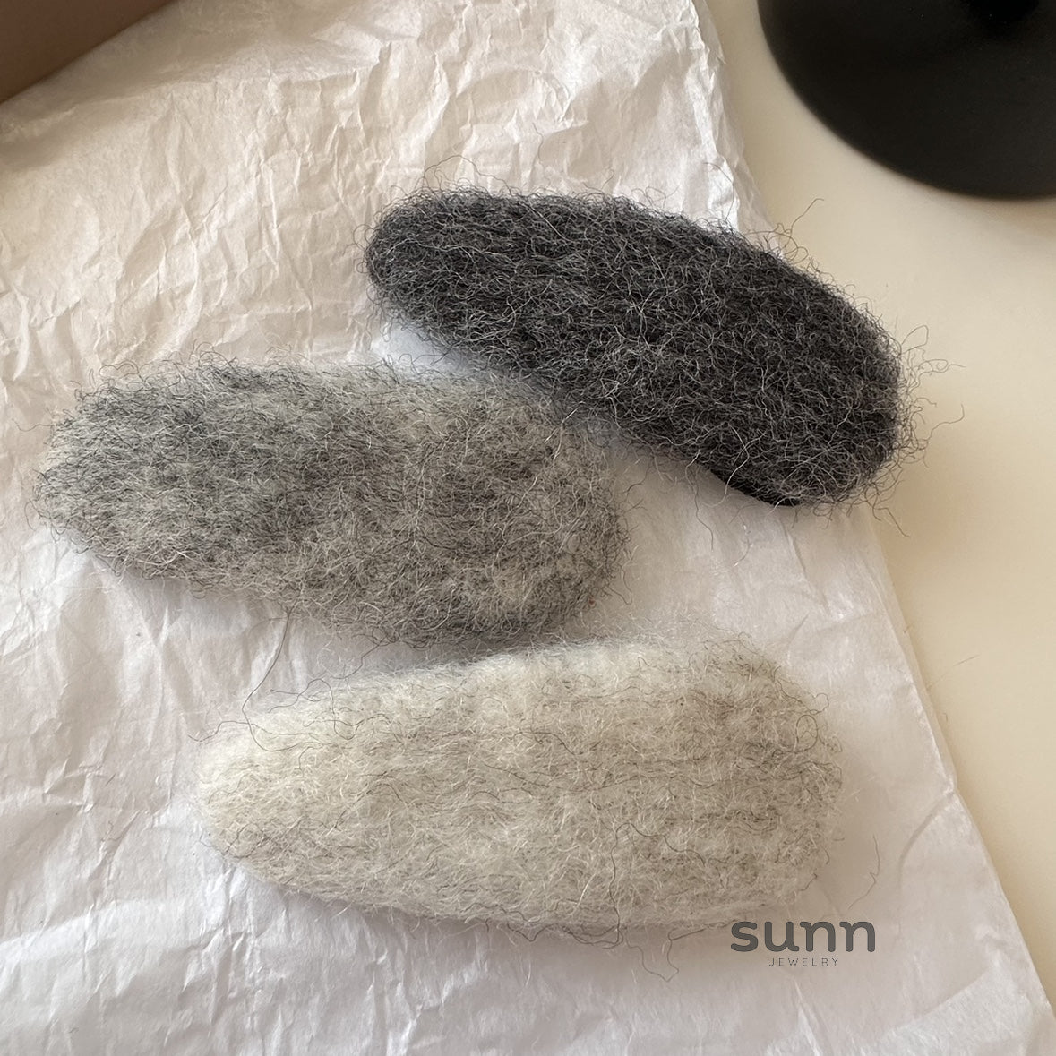 Karalynn Woolen Waterdrop Hair Clip [JLDRC6SY]