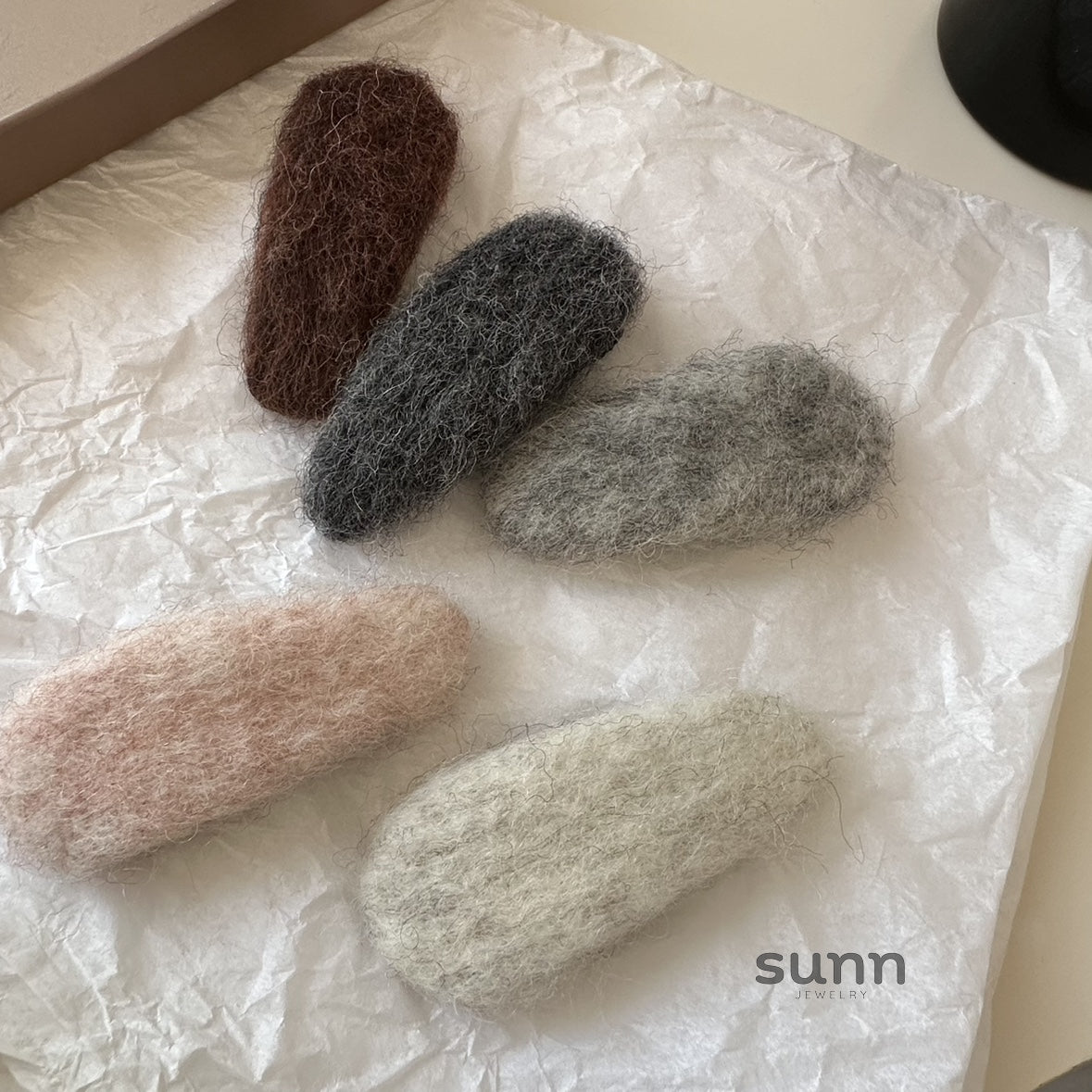 Karalynn Woolen Waterdrop Hair Clip [ZGDCCAEI]