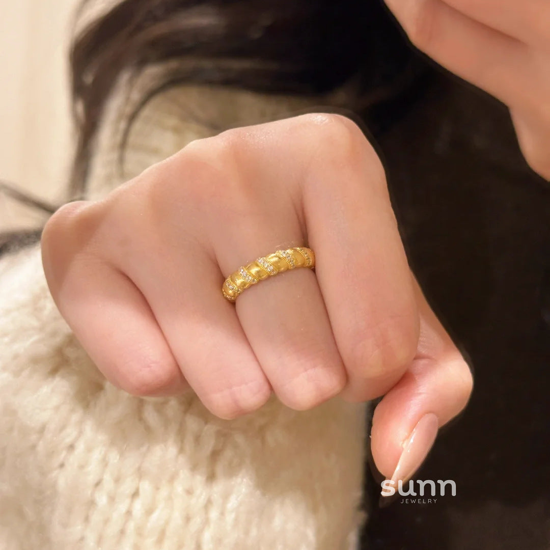 Karely Vintage Lace Ring [99YVHGAU]