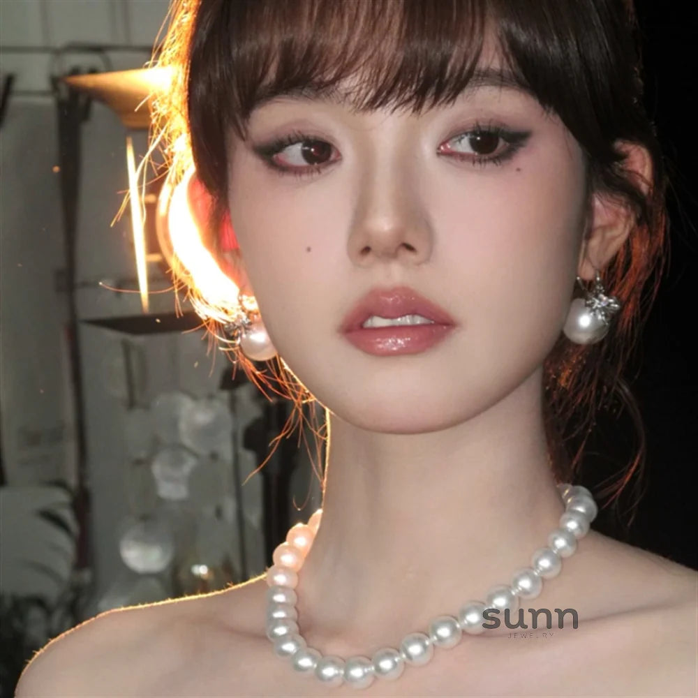 Kari Classic Pearl Choker