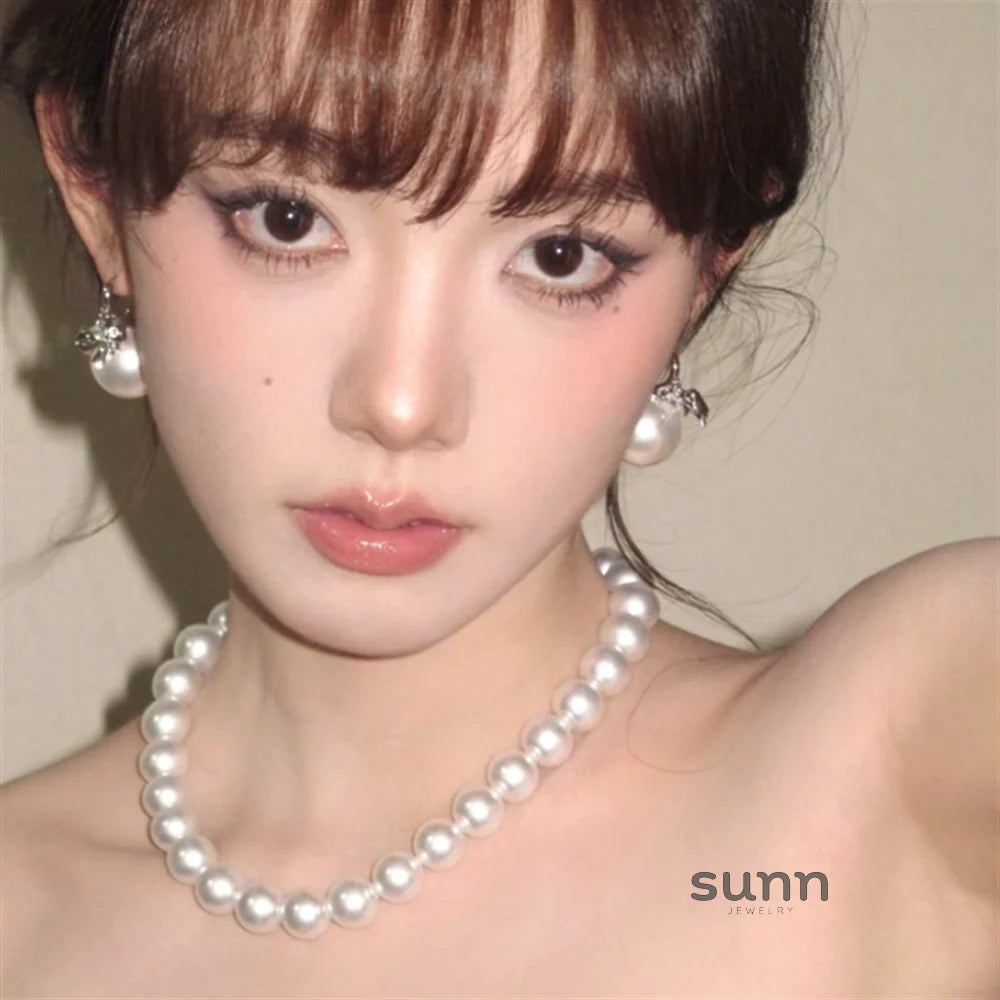 Kari Classic Pearl Choker