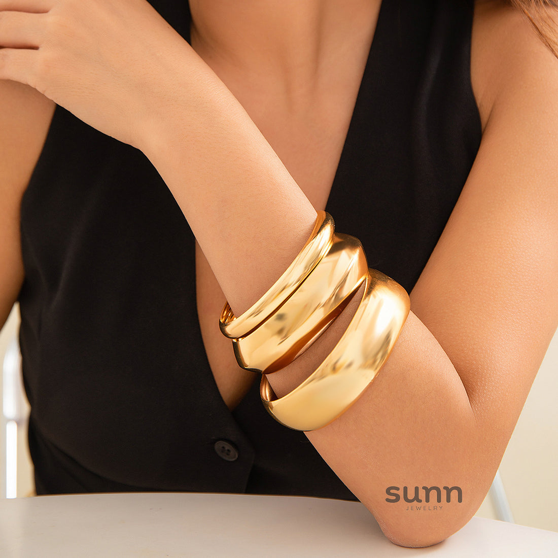 Karianna Chunky Bracelet Set [OIP63II0]