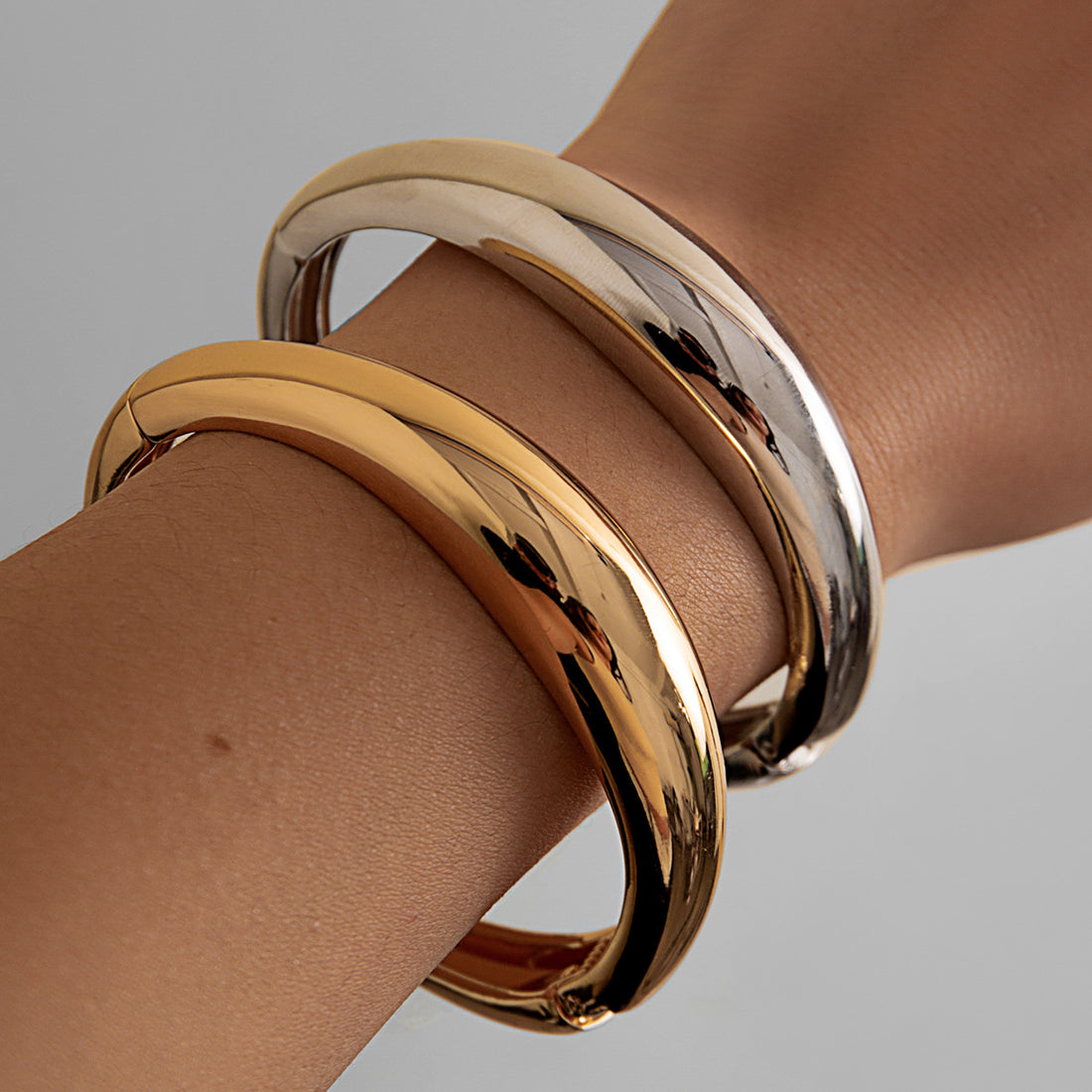 Karianna Chunky Bracelet Set [OIP63II0]