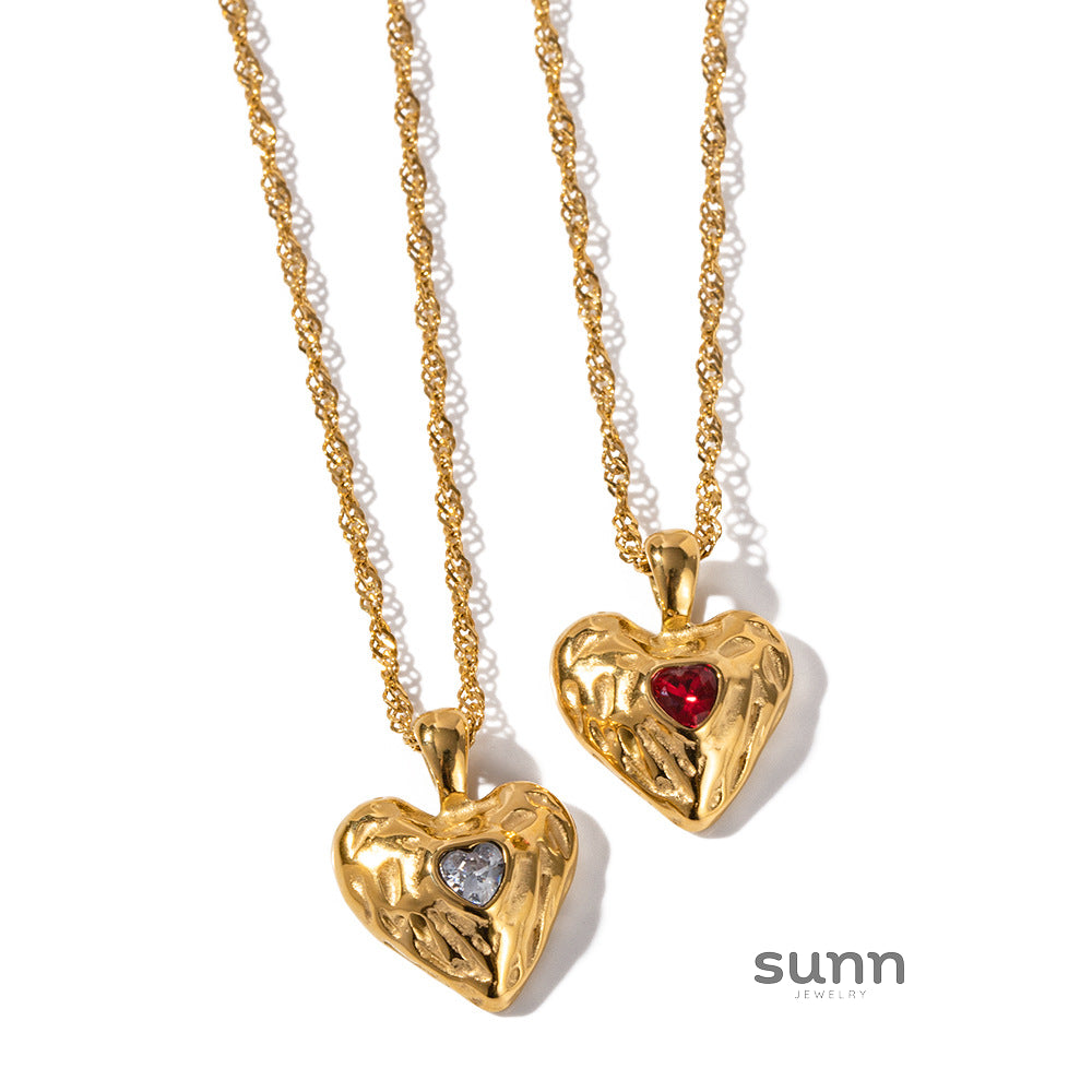 Karlyn Hammered Heart Necklace [6Y4J47IL]