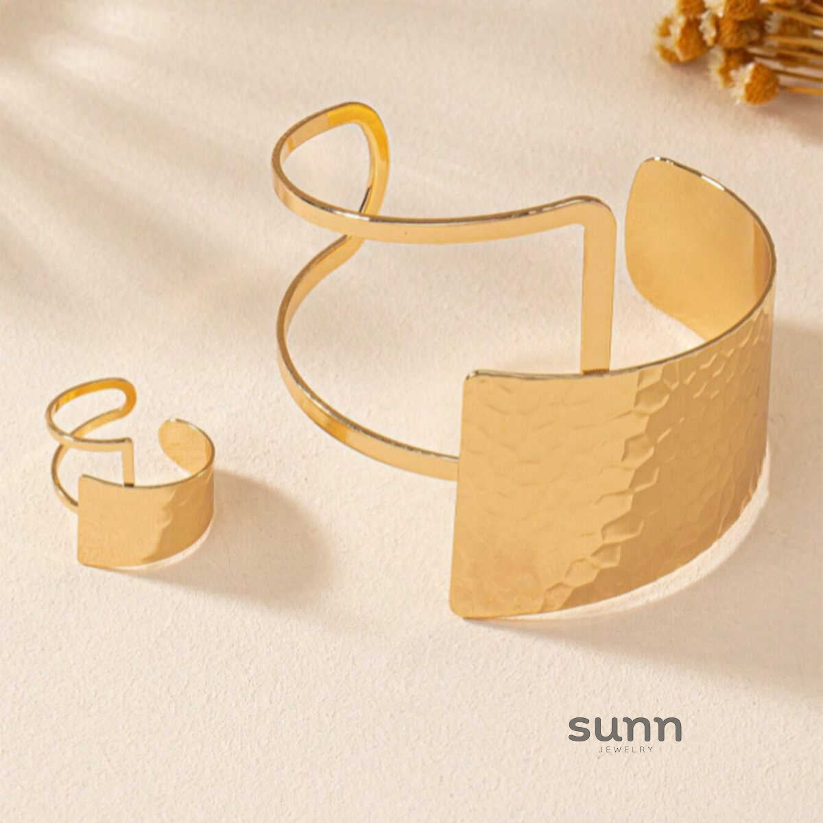 Karmen Wavy Statement Jewelry