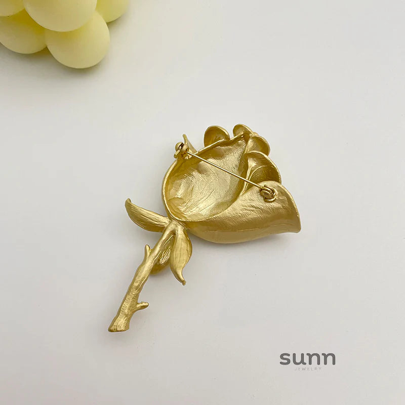 Karol Vintage Rose Brooch