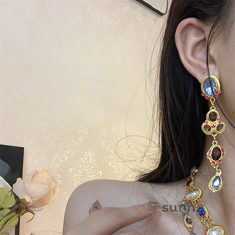 Karolina Baroque Pearl Necklace