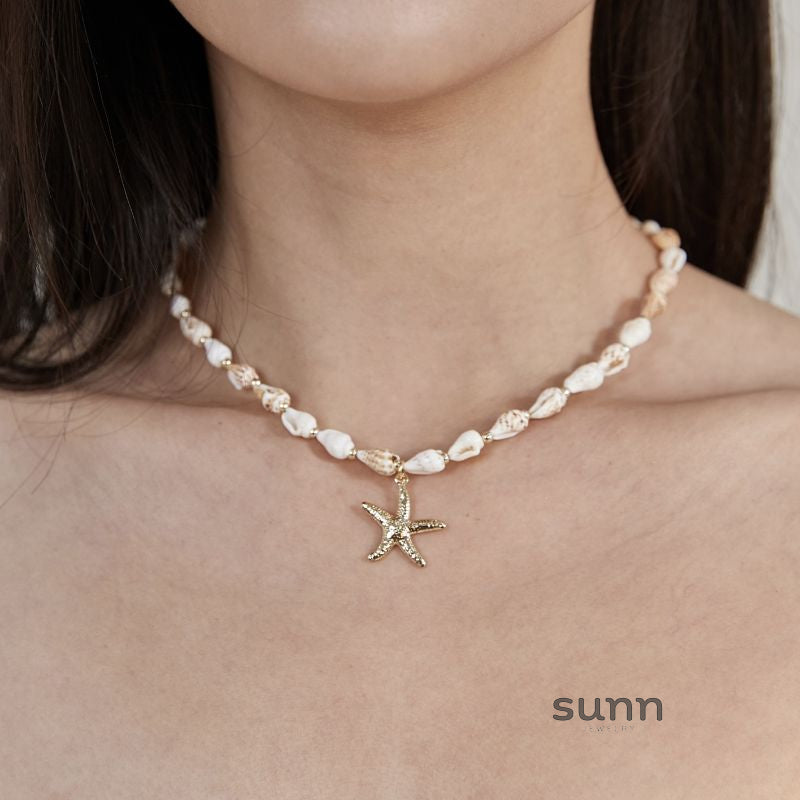 Karyn Shell Layered Pendant Necklace [JSV3XM6P]