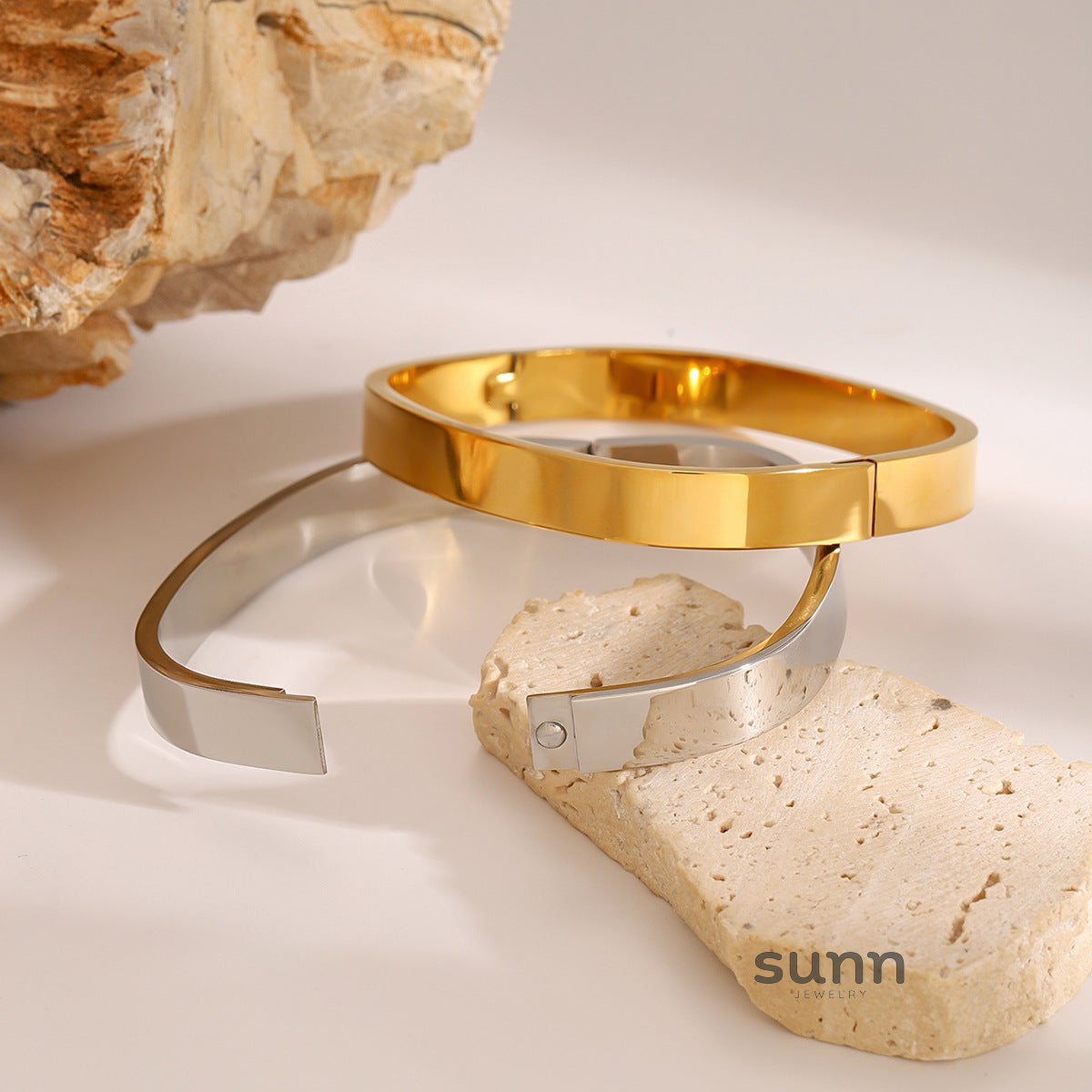 Karyn Titanium Steel Cuff Bracelet [G8F5E451]