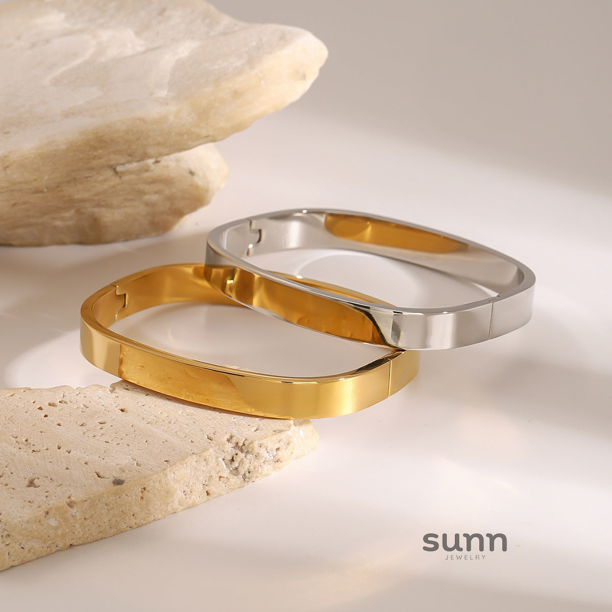 Karyn Titanium Steel Cuff Bracelet [F68NDW8M]