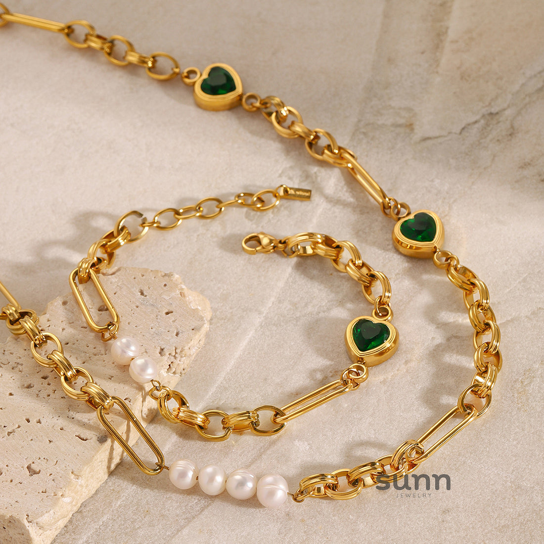 Kasia Heart Pearl Necklace Set [A2IJCXYT]