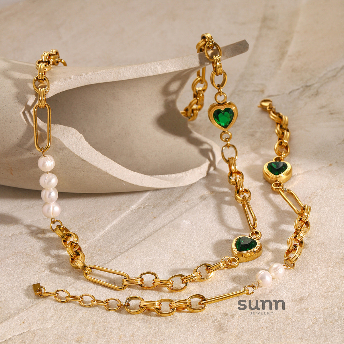 Kasia Heart Pearl Necklace Set [7HWCRS15]