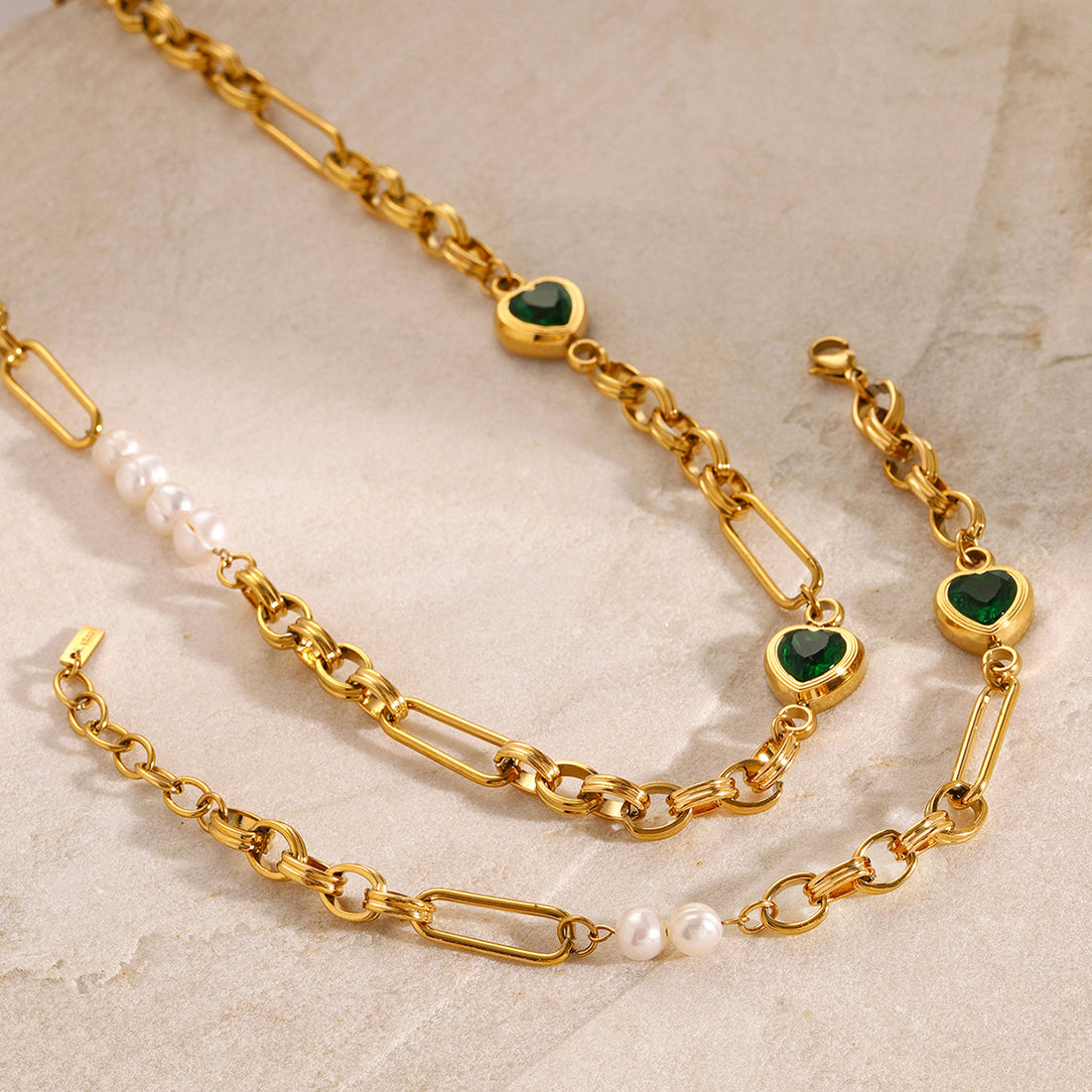 Kasia Heart Pearl Necklace Set [A2IJCXYT]