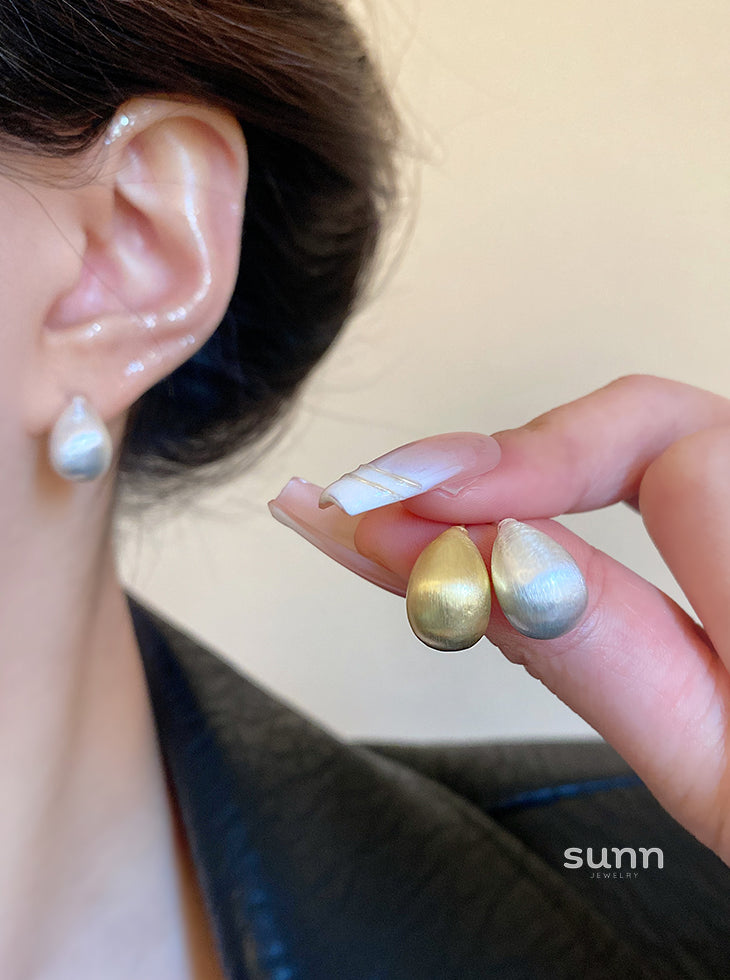 Kassidee Frosted Bean Drop Earrings [90HM6LZV]