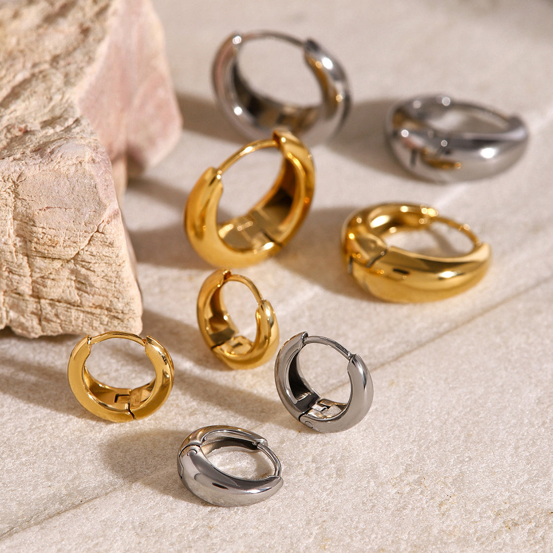 Katerina Timeless Hoop Earrings [9GGWDDEM]