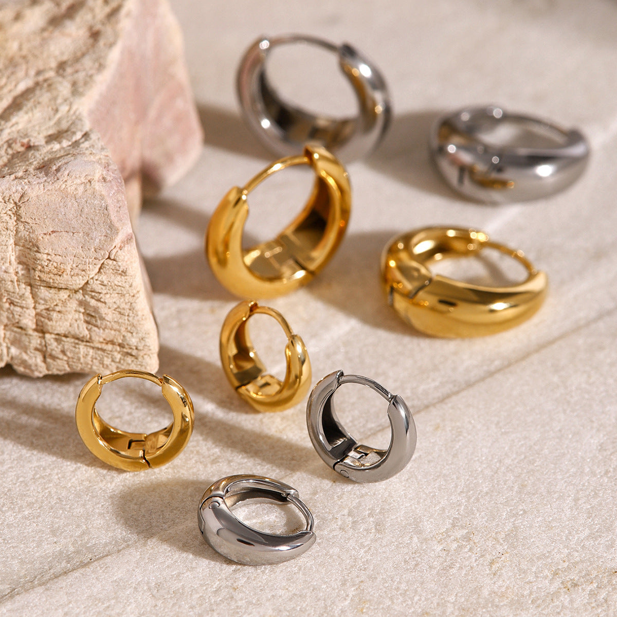Katerina Timeless Hoop Earrings [9GGWDDEM]