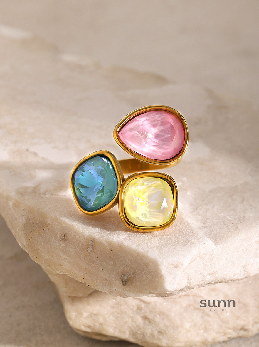 Katharine Wavy Rhinestone Ring [FWLAWPHJ]