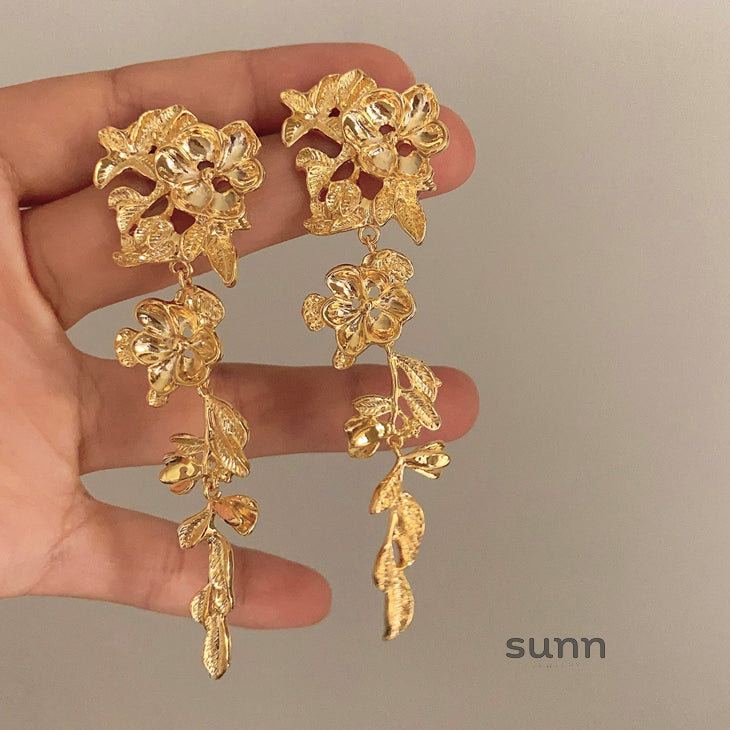 Katheryn Floral Drop Earrings [0RBIWCBF]