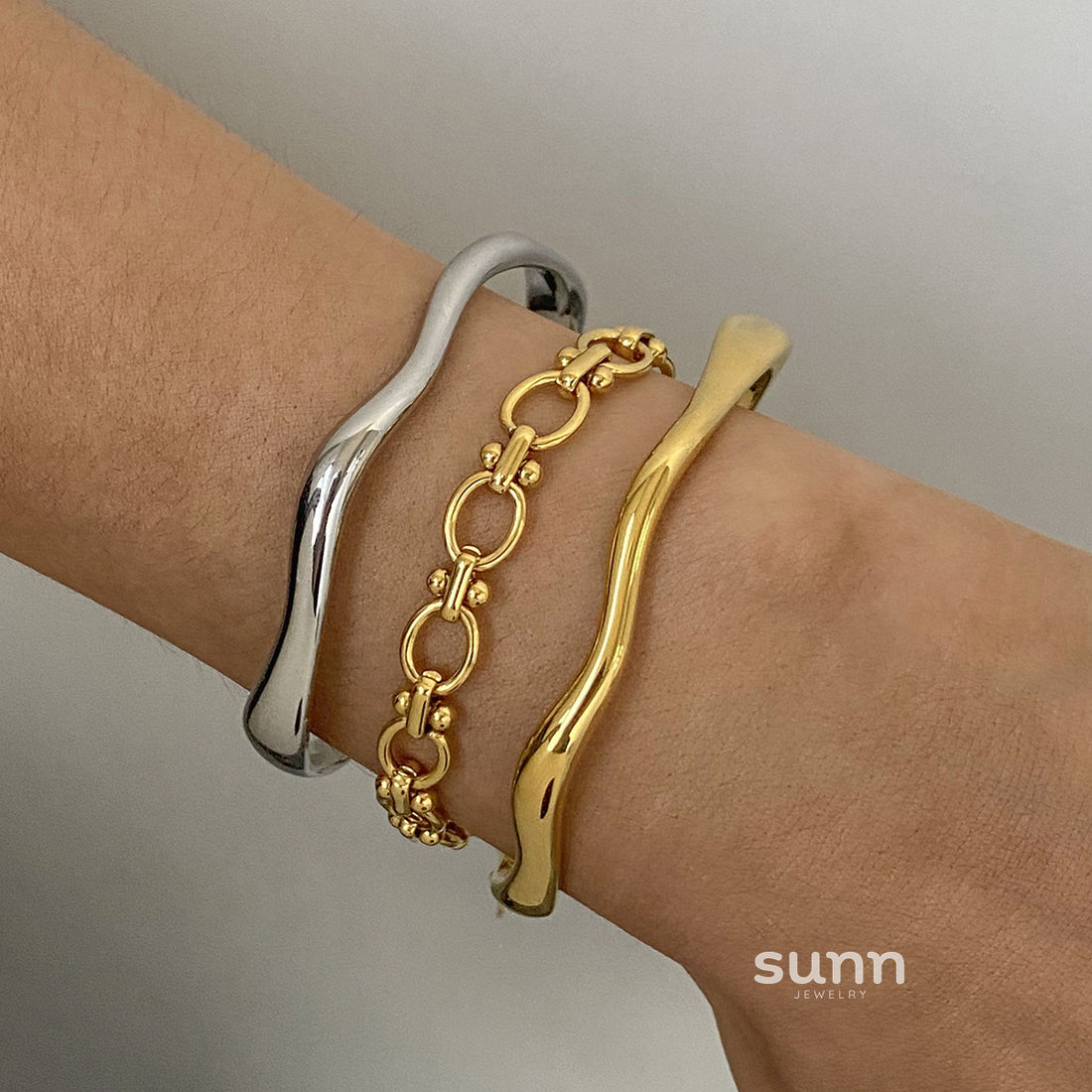Kathleen Polished Open Cuff [G82RLMT7]