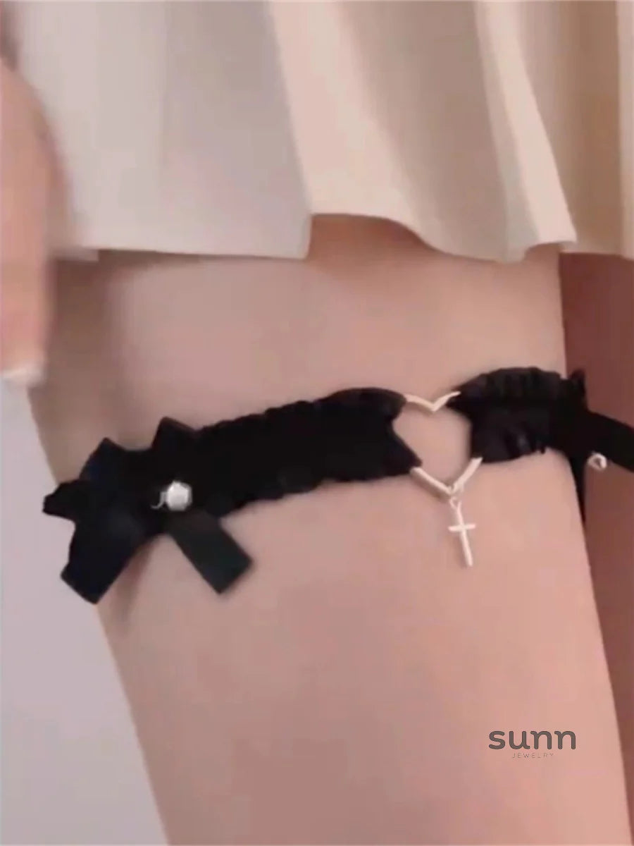 Kattleya Adorned Garter Chain
